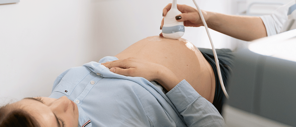 Leaking Amniotic Fluid, Oligohydramnios, and Birth Injury